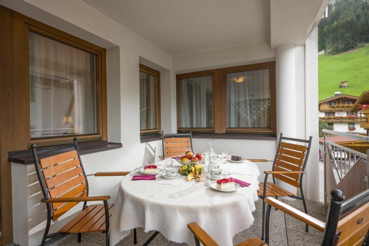 Hotel Pinzger Тукс Екстериор снимка