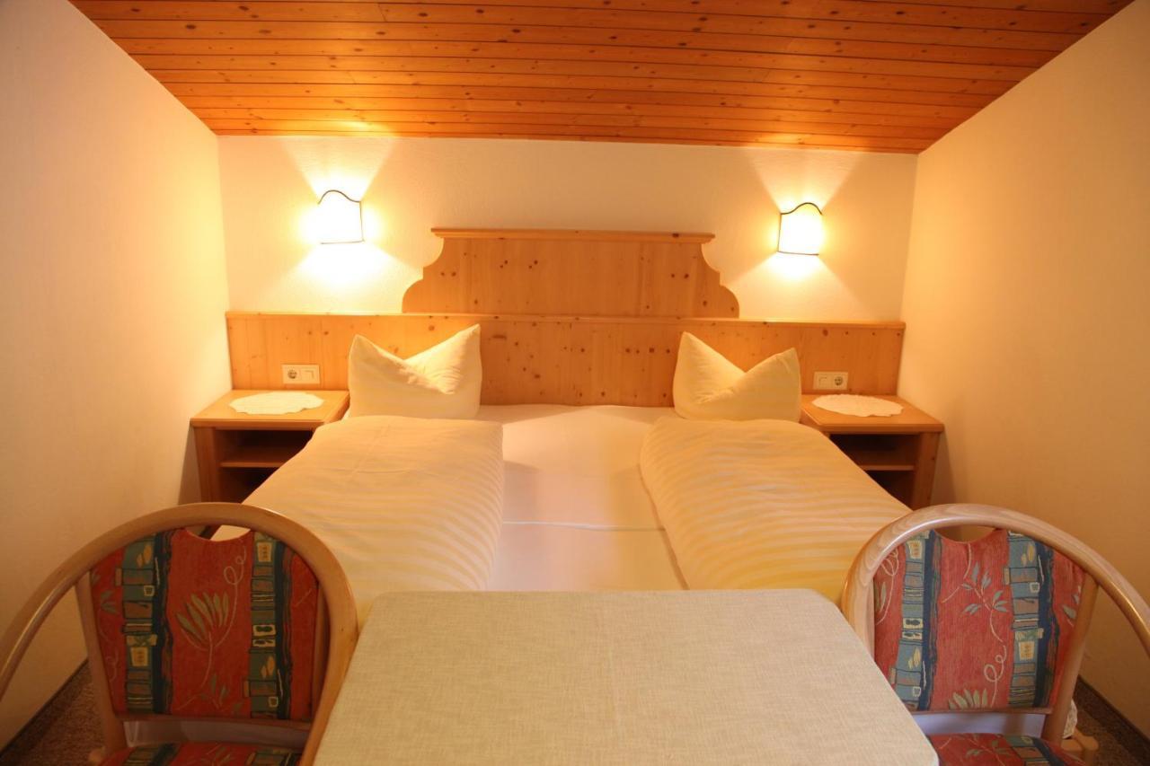 Hotel Pinzger Тукс Екстериор снимка