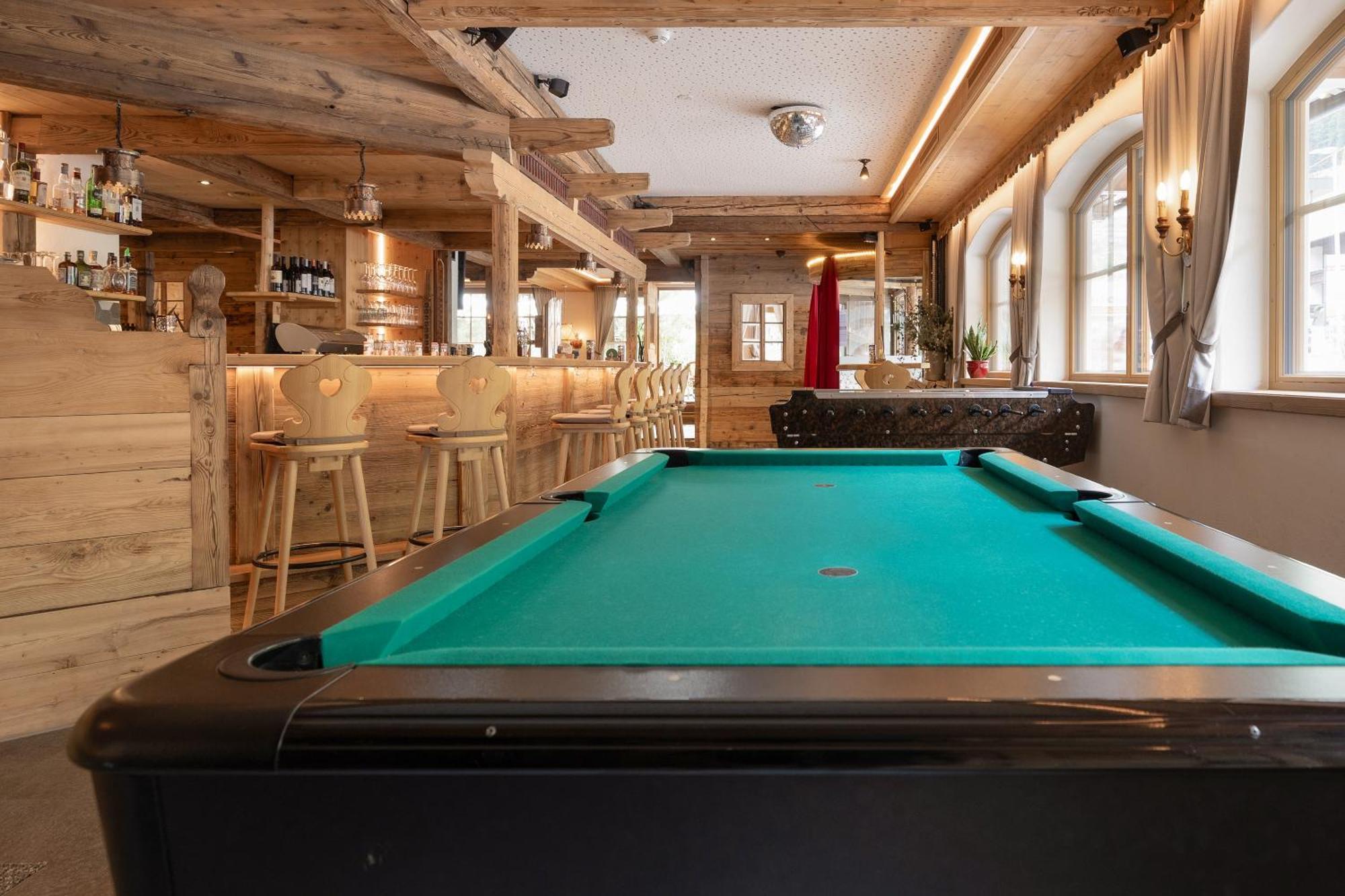Hotel Pinzger Тукс Екстериор снимка