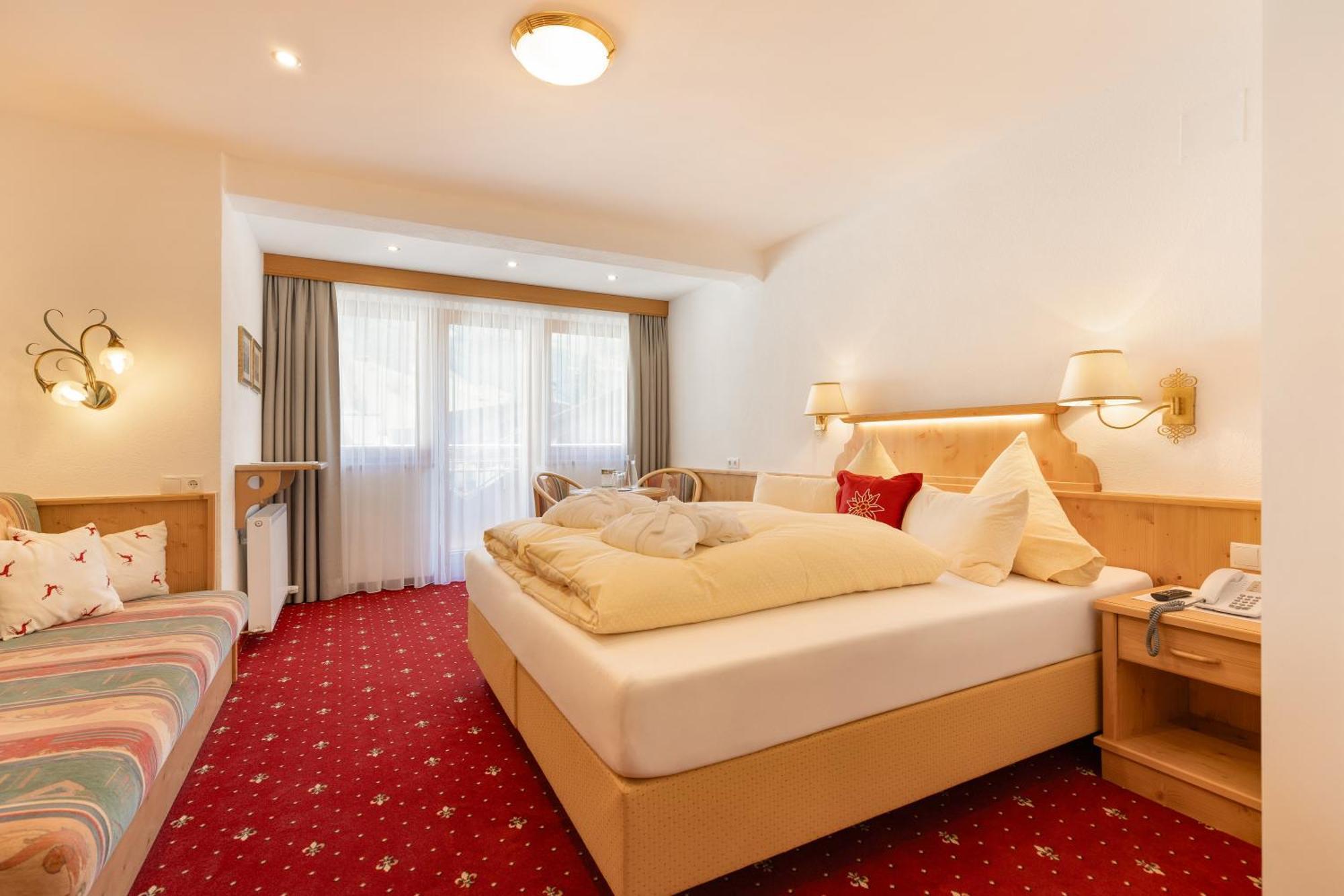 Hotel Pinzger Тукс Екстериор снимка